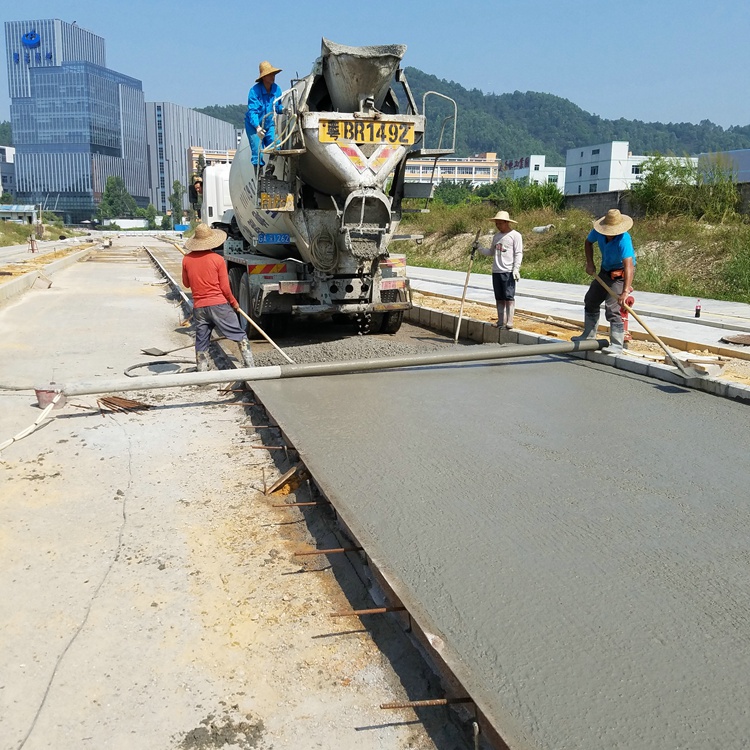 深圳专业混凝土地坪施工队 路面修补、防滑路面与灌浆料一站式服务